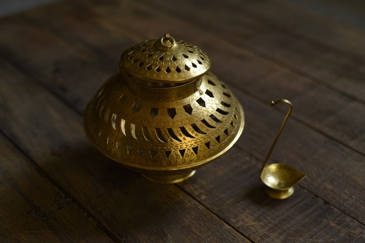 Handmade Brass Kalash - Ghada with diya