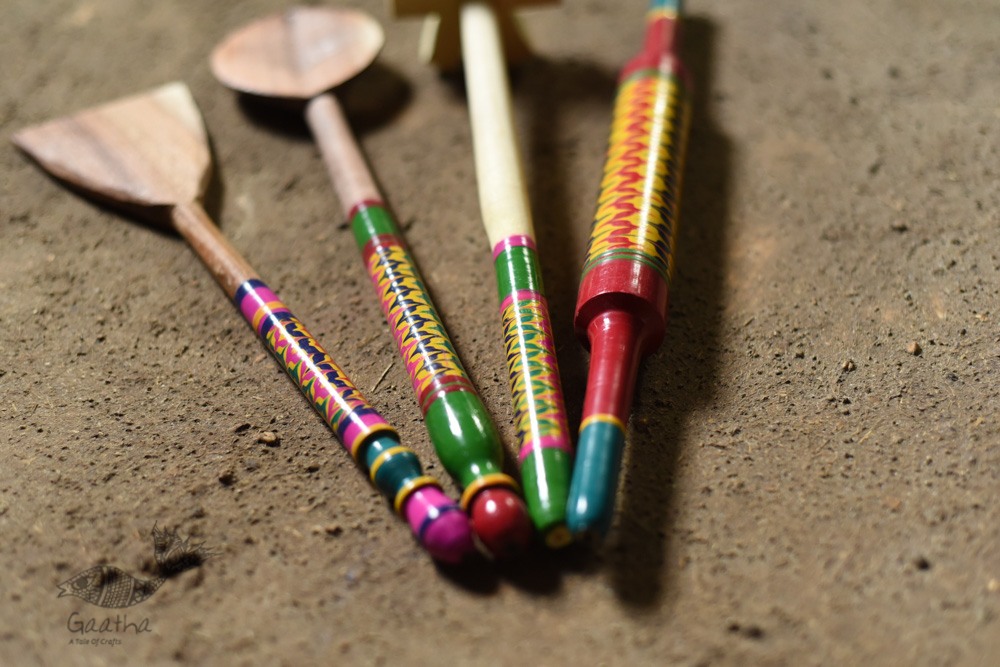 shop Handmade Wooden Utensils - Kutch Lacquer Ladles (Set of Four)