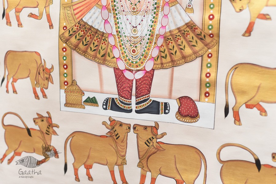 buy Traditional Pichwai Painting - Shrinathji With Golden Cows