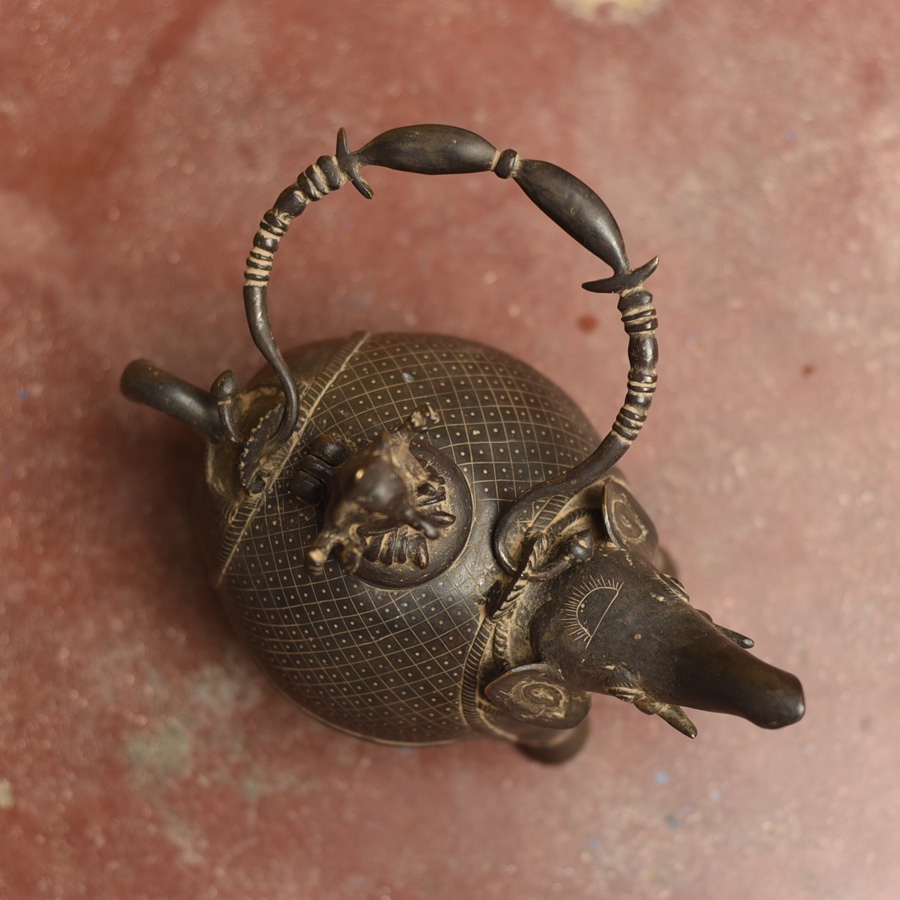 unique old bell metal handicrafts