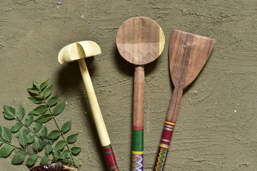 Rasoi ✯ Kutch lacquer ladles { Set of Three} ✯ 3