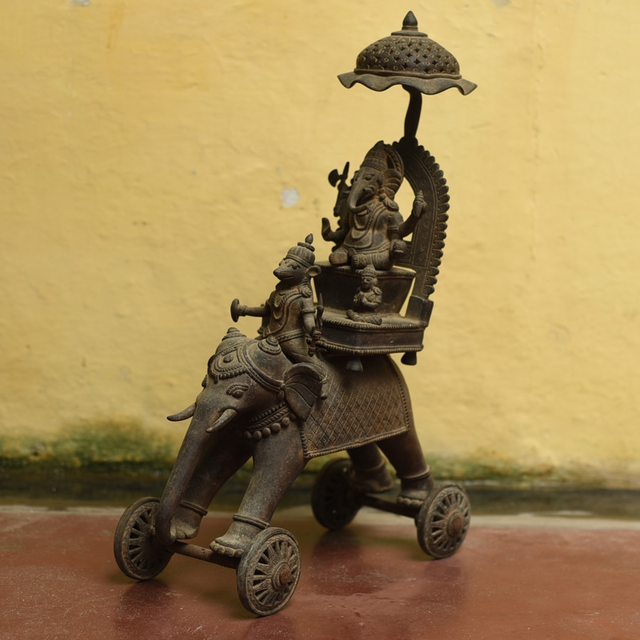 Shop Antique from Khajuraho Brass Ganesh Rath With Mushak & Gajraj