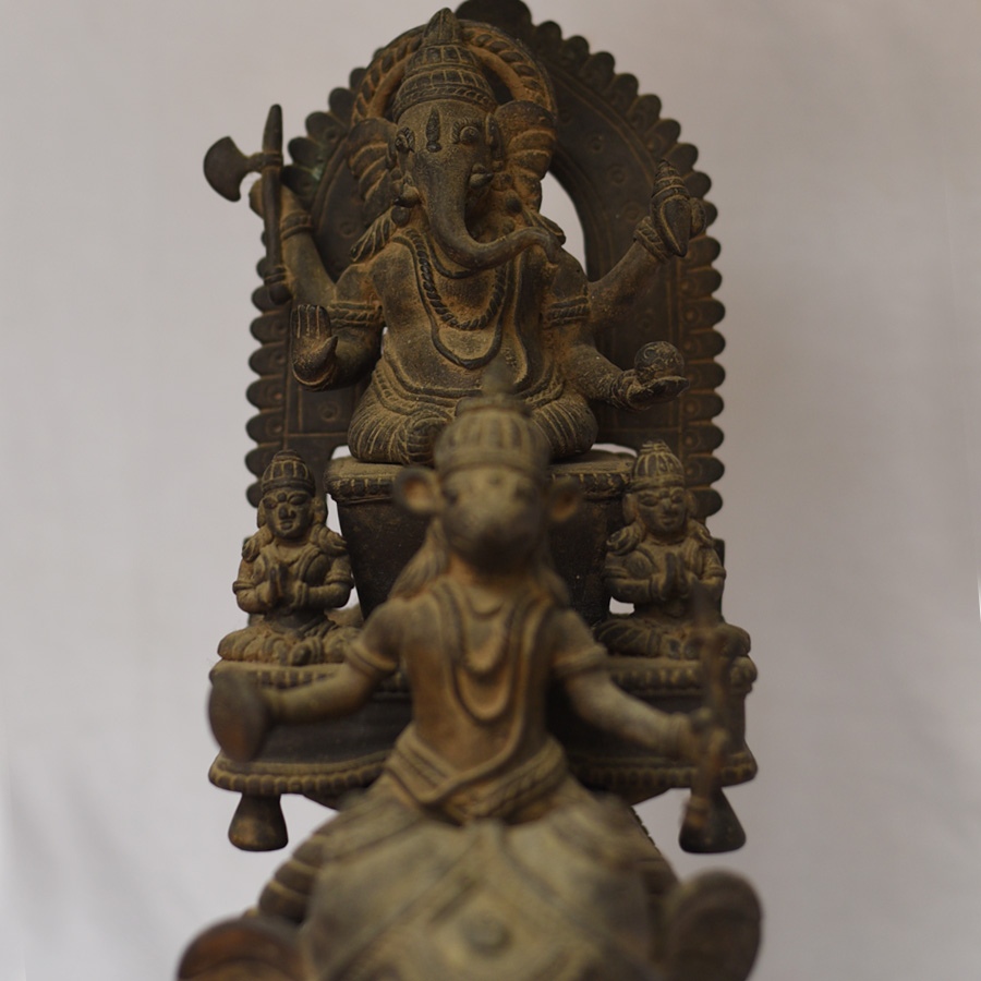 Shop Antique from Khajuraho Brass Ganesh Rath With Mushak & Gajraj