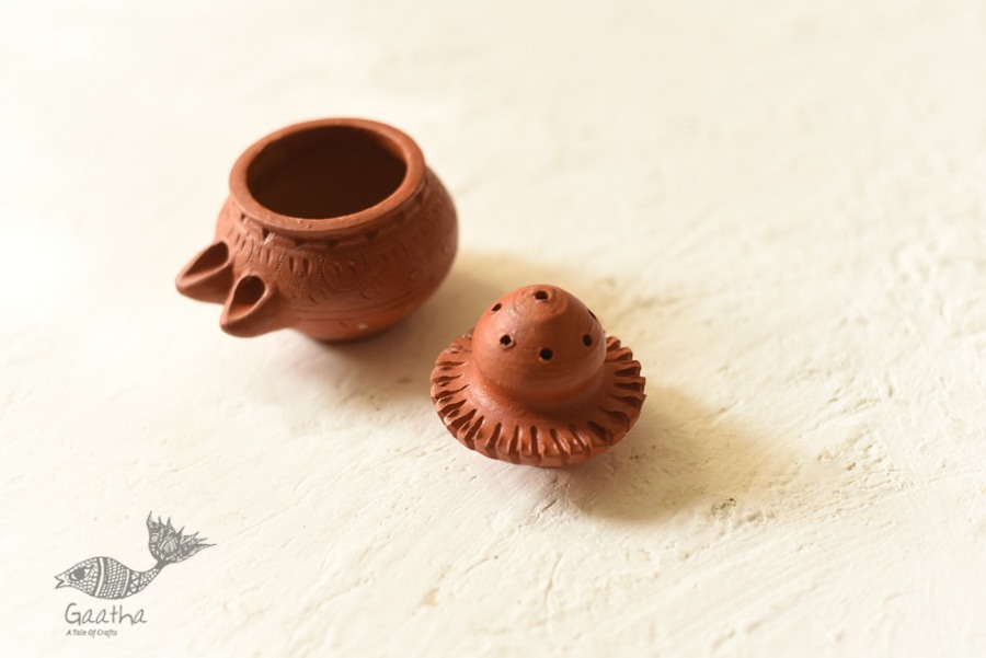 Shop Terracotta Handmade Clay - Diya With Incense Stick Stand