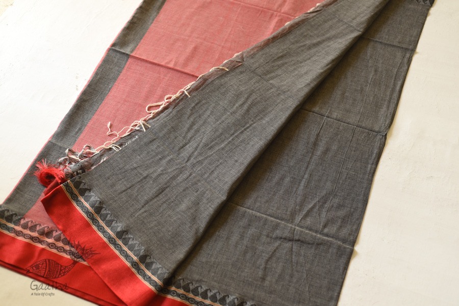 Casual Classics cotton saree - Carbon Black With Red Border