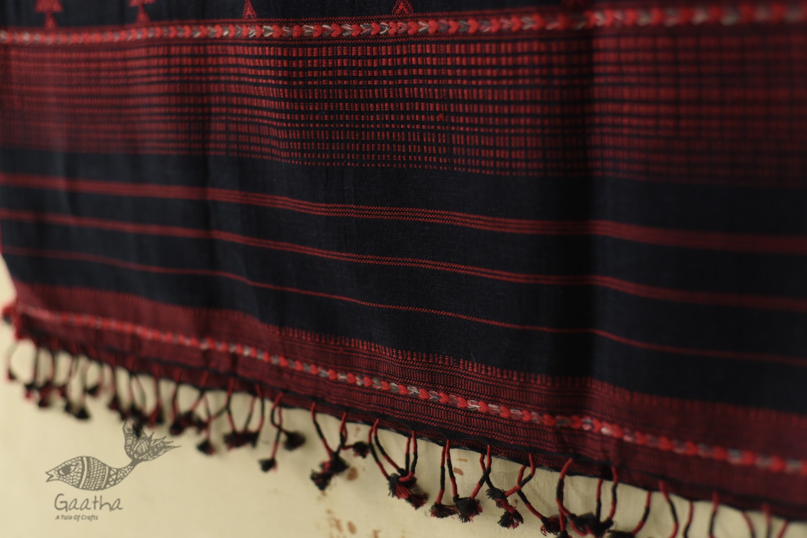 shop online Cotton bhujodi handwoven cotton dupatta 5