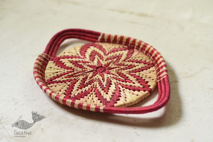 Moonj Grass handicraft - Serving Tray-Pink & Natural