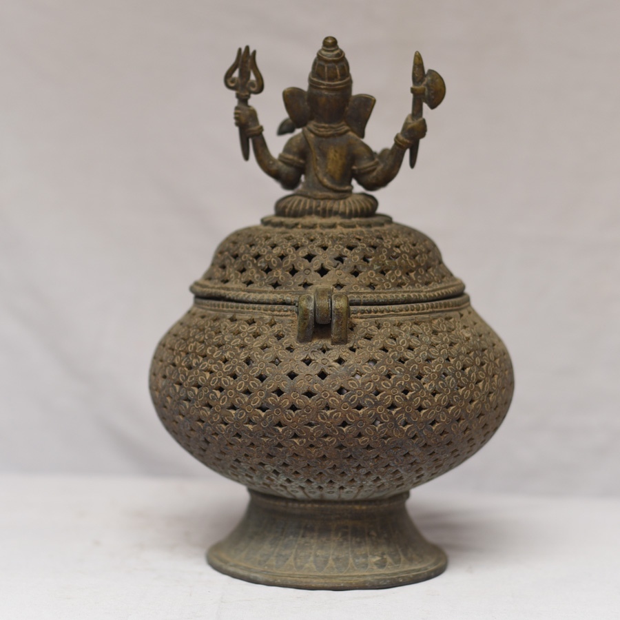 Shop Antique brass item from khajuraho