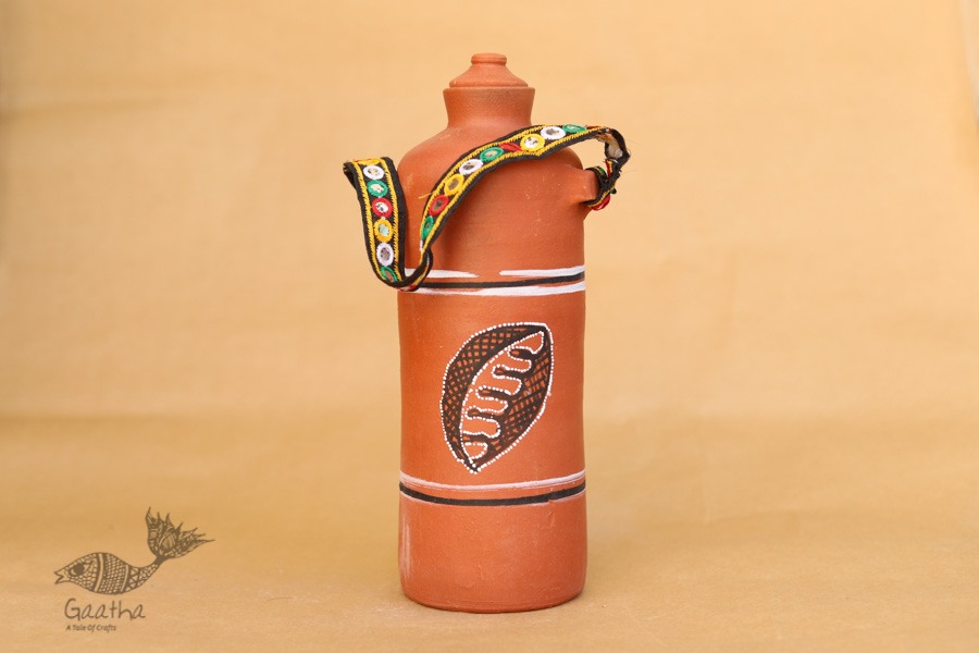 Maati Ka Kaam ● Water Bottle With Belt ● 11