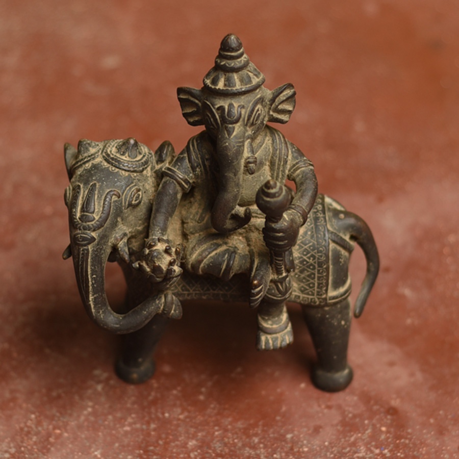 Shop brass Antique casted Ganesha