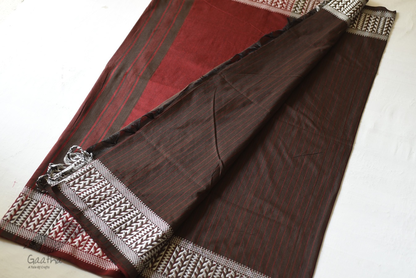 Traditional Bengali cotton saree  Black With Maroon Pallu