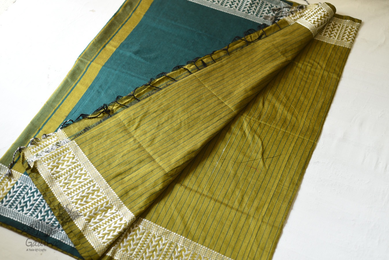 Traditional Bengali cotton Green Striped Saree