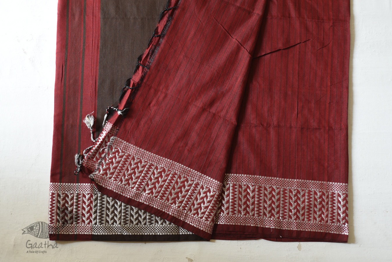 Traditional Bengali cotton Maroon saree