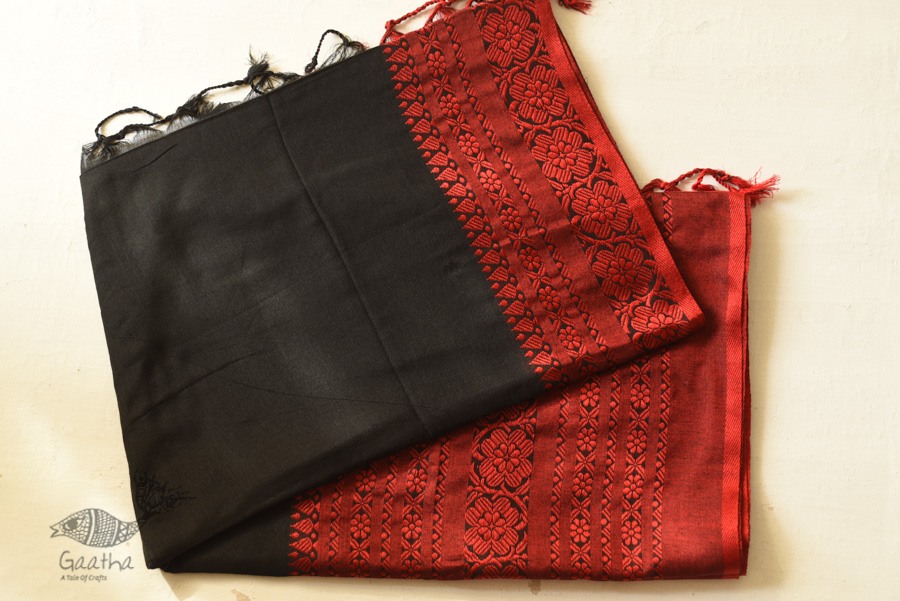 Traditional Bengali cotton Black With Red Woven Border Saree