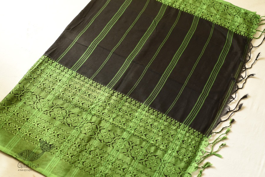 Traditional Bengali cotton Saree With Woven Border