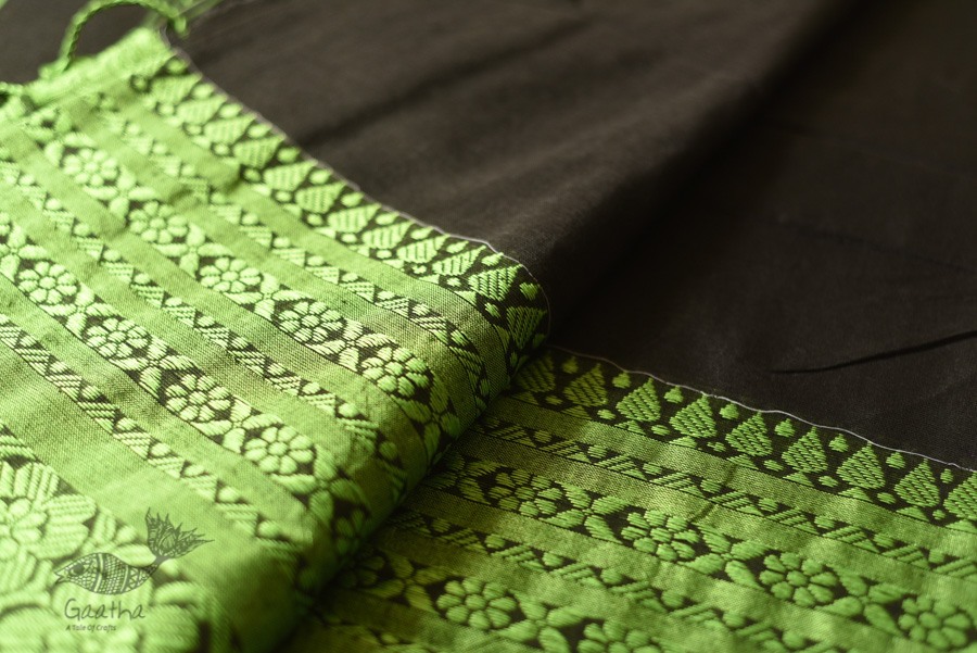 Traditional Bengali cotton Saree With Woven Border