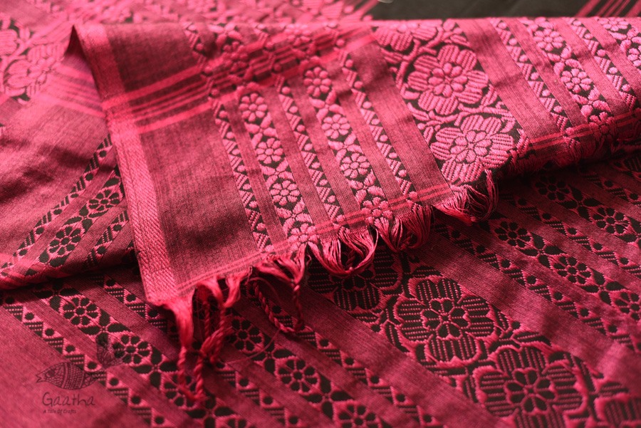 Traditional Bengali cotton sareeBlack Saree With Rani Pink Boder