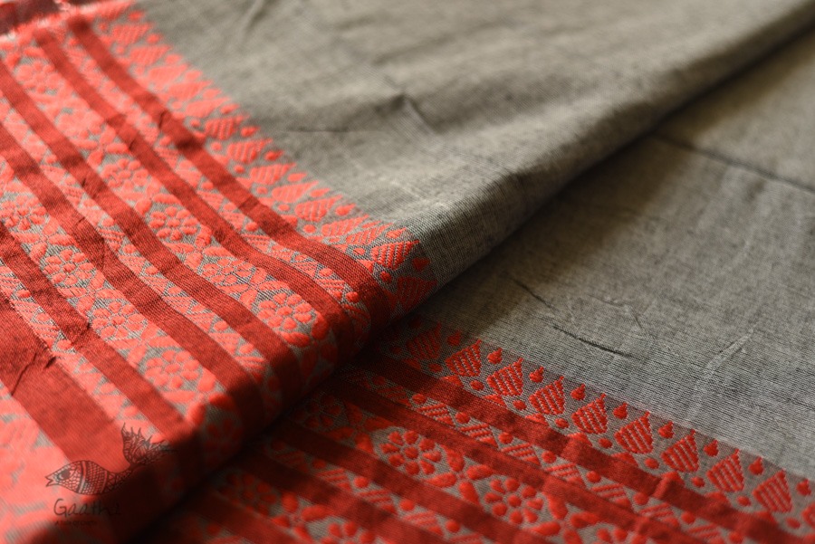 Traditional Bengali cotton Grey Saree