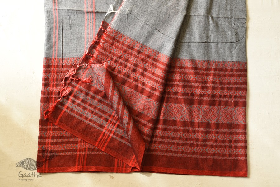 Traditional Bengali cotton Grey Saree