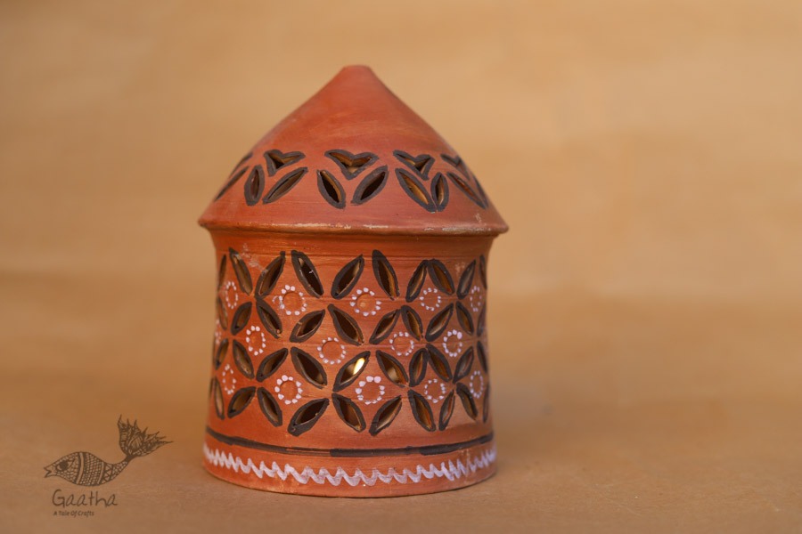 Maati Ka Kaam ● Huts Lamp ● 20