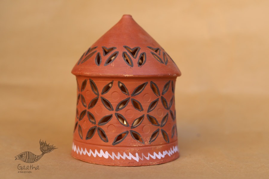 Maati Ka Kaam ● Huts Lamp ● 20