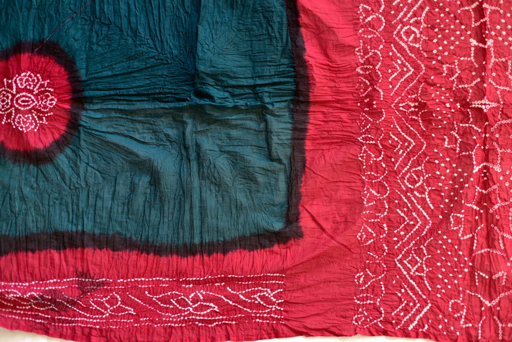 latest collection of cotton bandhni green-red sarees