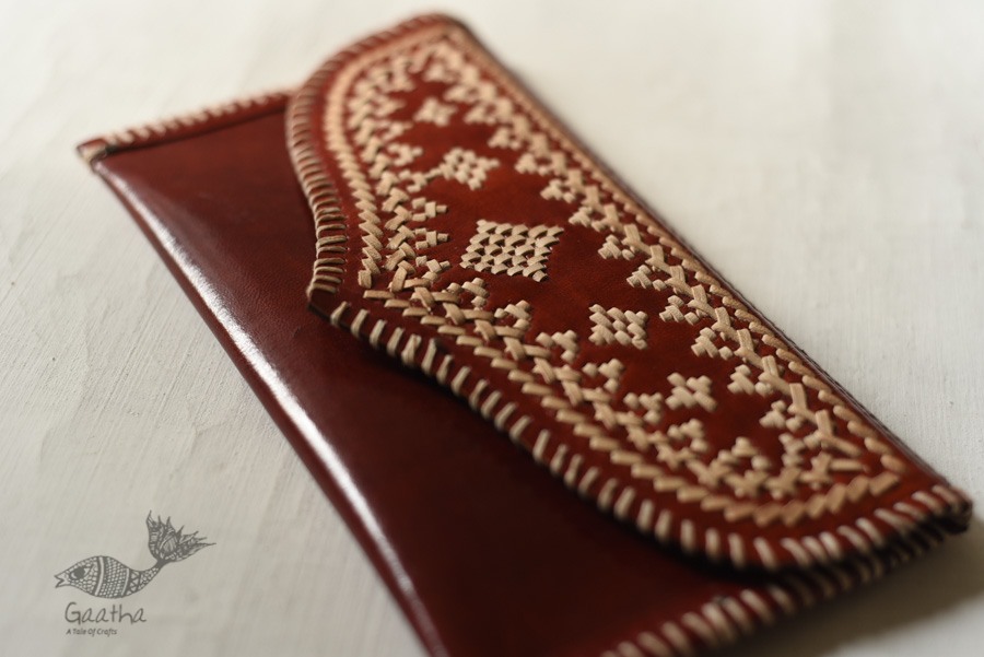 shop Kutchi Leather Embroidered Purse / Wallet