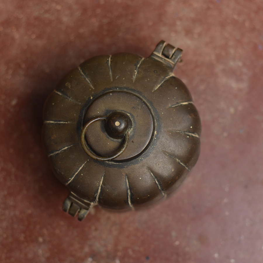 Shop Antique from Khajuraho Brass Paandan