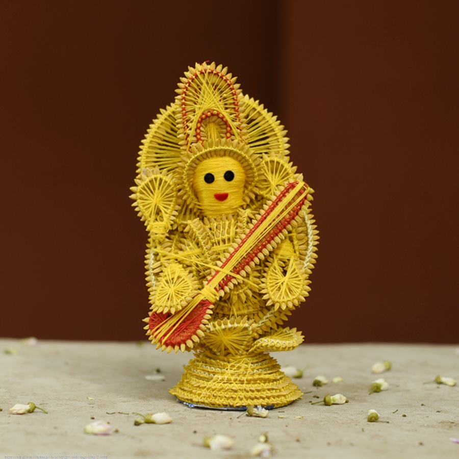 Shop Handmade dhaan murti - Paddy Craft | Saraswati (Red) 