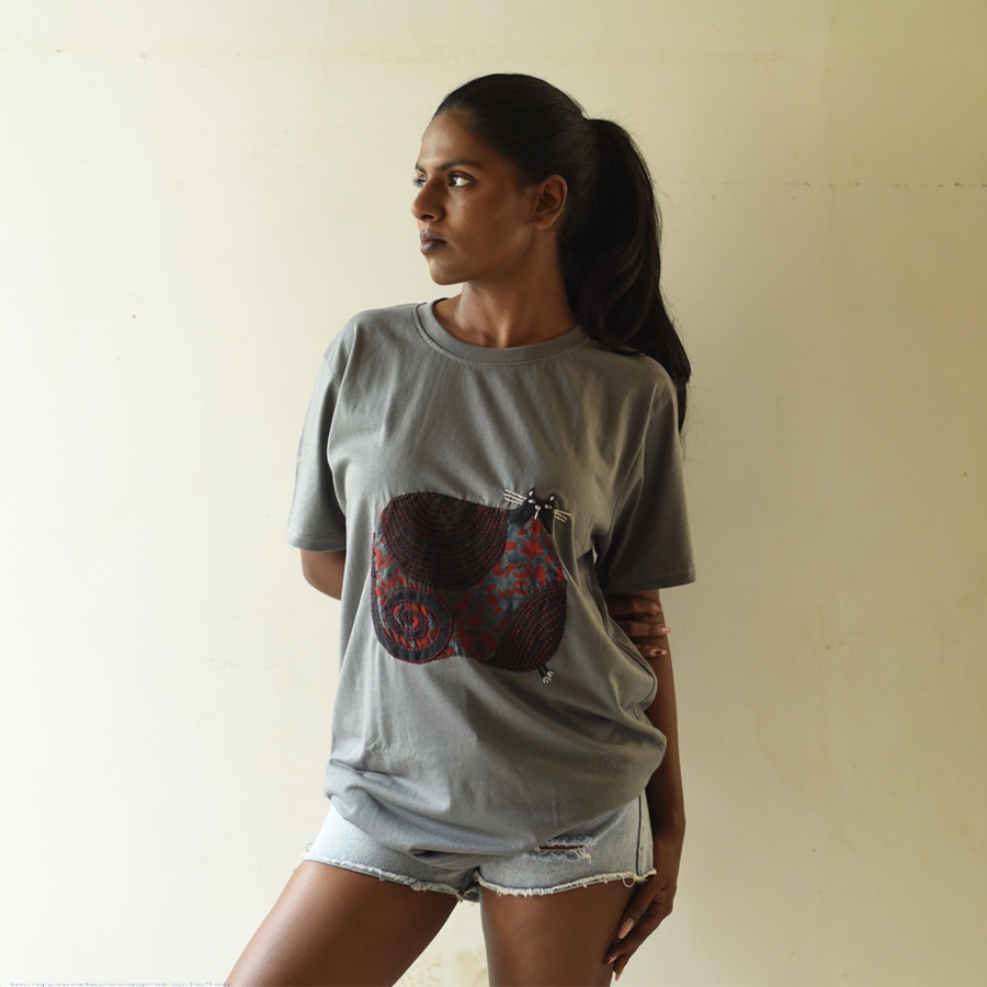 shop handmade Applique Tshirt - Cat design