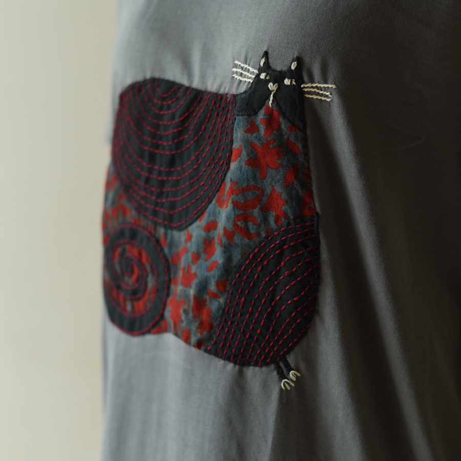 shop handmade Applique Tshirt - Cat design