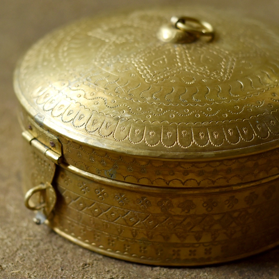 handmade brass Spice box / Masaladan / Roti Box