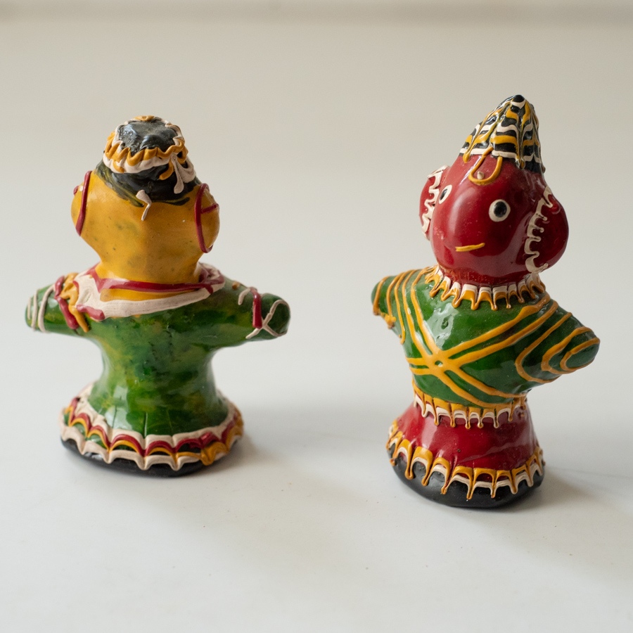 Shop Terracotta Handmade Lac-painted Terracotta Doll (Set of two) - D