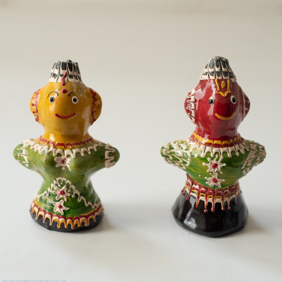 Shop Terracotta Handmade Lac-painted Terracotta Doll (Set of two) - J