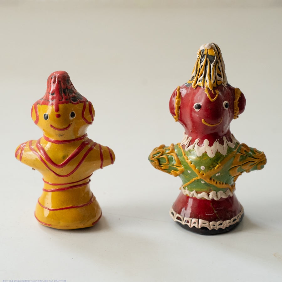 Shop Terracotta Handmade Lac-painted Terracotta Doll (Set of Two) - K
