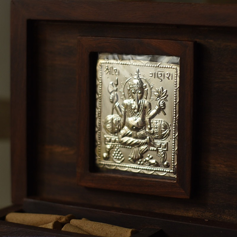 Handmade Devotional Travel Set (Ganesha )