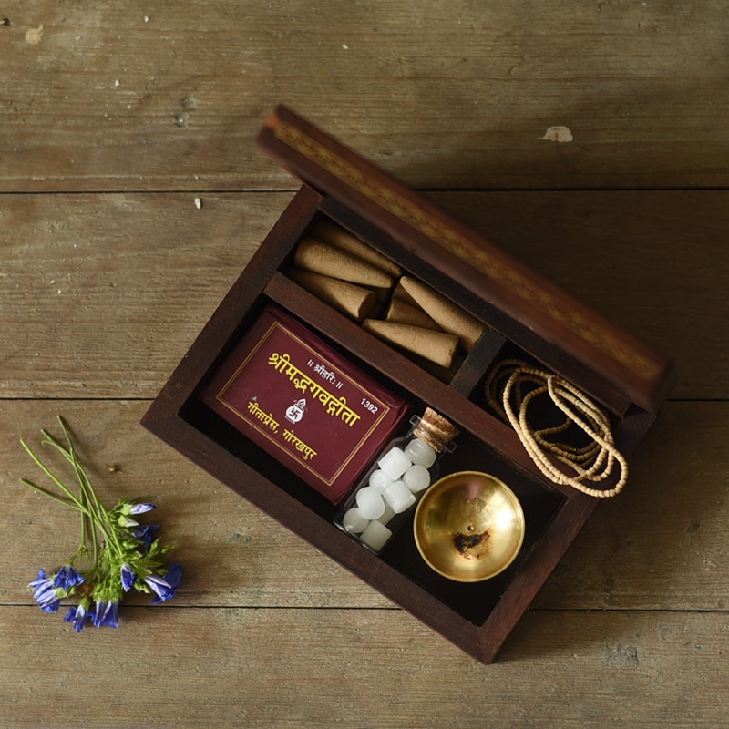 Devotional Travel Set (Radha Krishna )