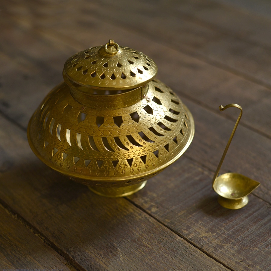 Handmade Brass Kalash - Ghada with diya