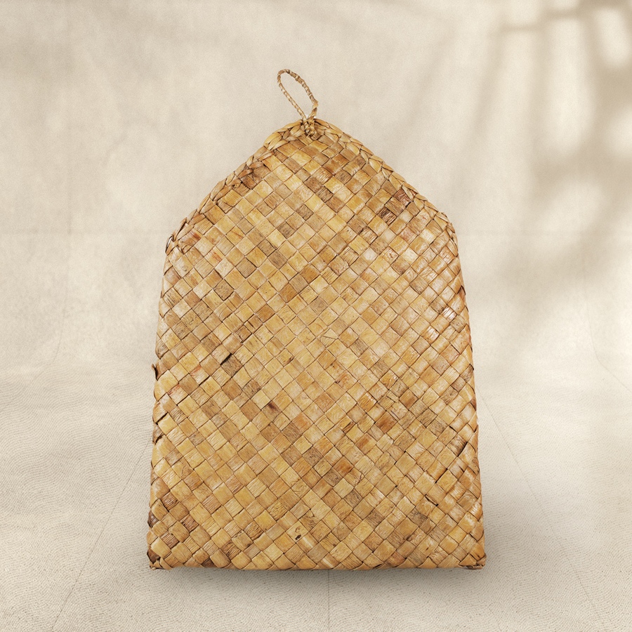 buy Handcrafted ~ Water Hyacinth Meteka Magazine Holder
