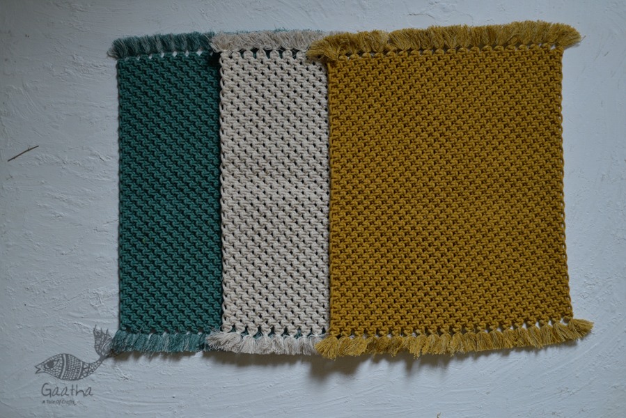Hand knotted Classic Placemat 