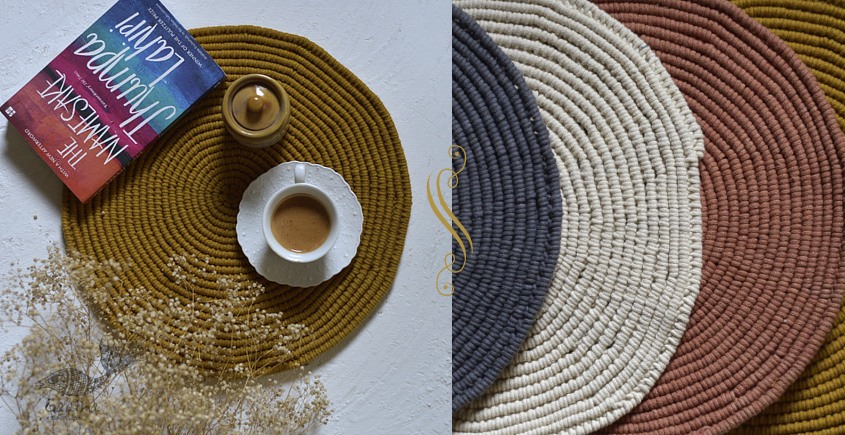 Hand knotted Spiral Placemat 