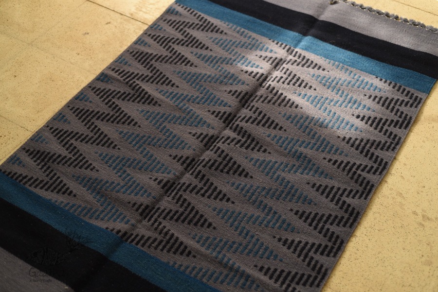 hand woven woolen durri zig zag