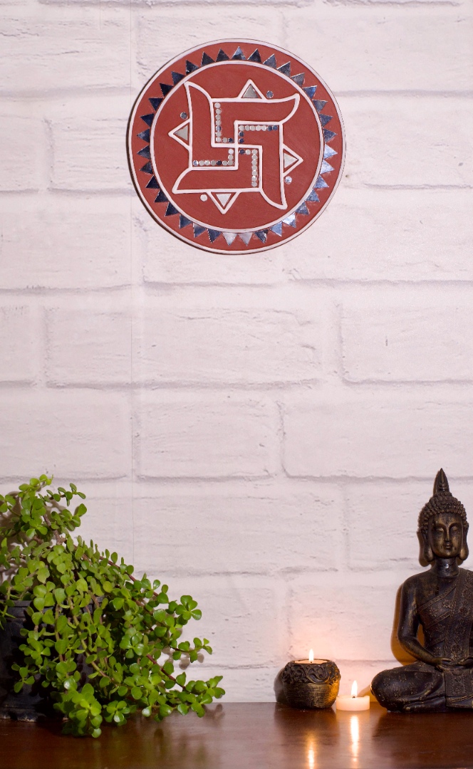 Shop Kutch Lippan Mud Work Swastik symbol - Terracotta