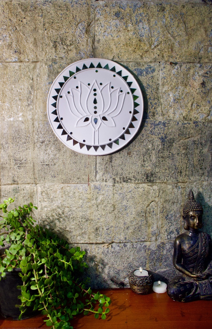 Shop Kutch Lippan Mud Work Lotus - White