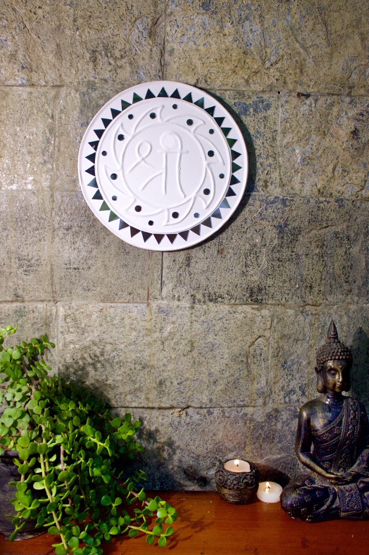 Shop Handmade ~ Kutch Lippan Mud Work Shree- White