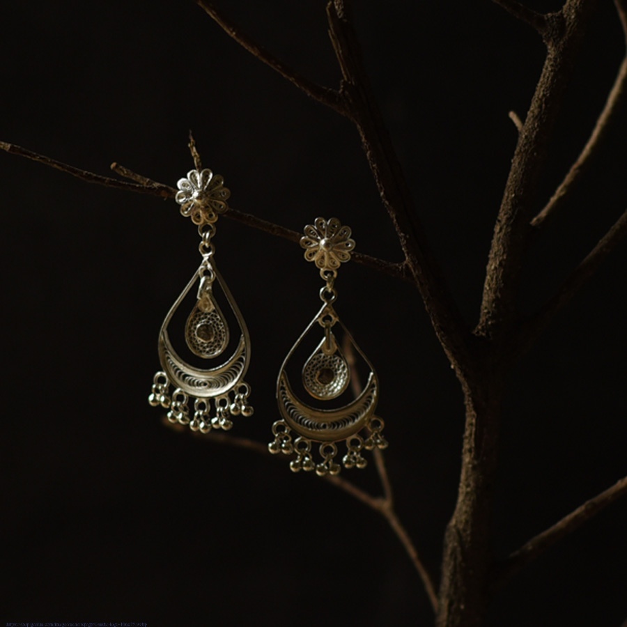 Shop Handcrafted Silver Earring 