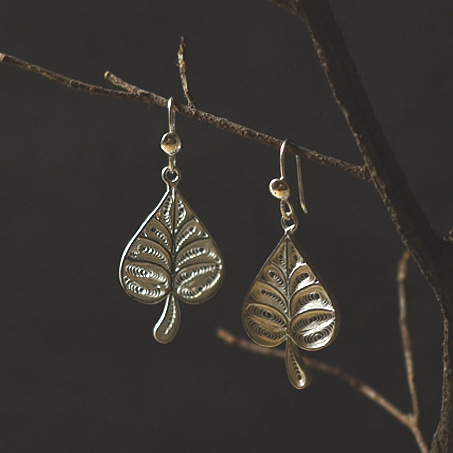Shop Handcrafted Filigree Silver Earring - Paan