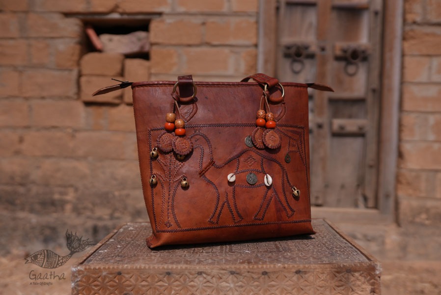 Tunes From the Duens ⌘  Leather Handbag With Jatt Embroidery ⌘ 2