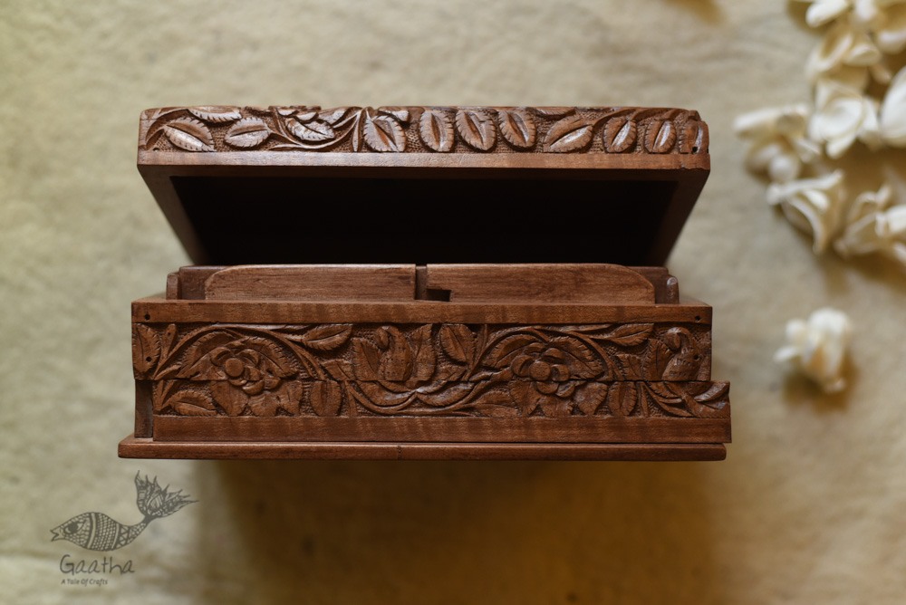 online Gulab  ~ Walnut wood box