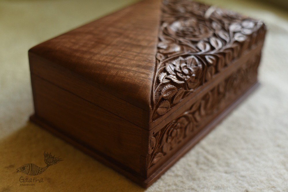 online Gulab  ~ Walnut wood box